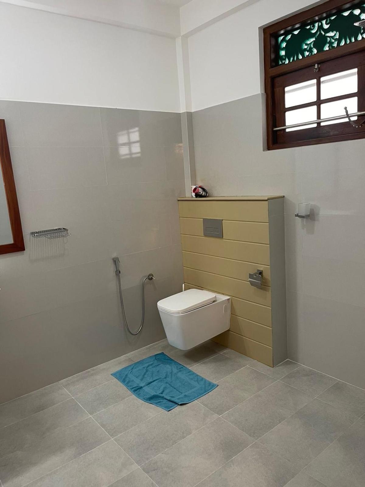 Mihira Gedara Apartments Унаватуна Экстерьер фото